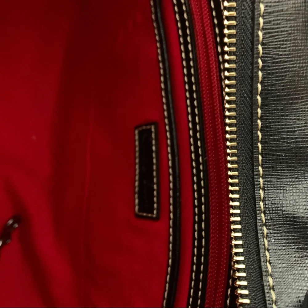 Dooney & Bourke this elegant